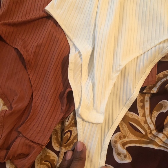 Women’s tops. - Picture 3 of 5